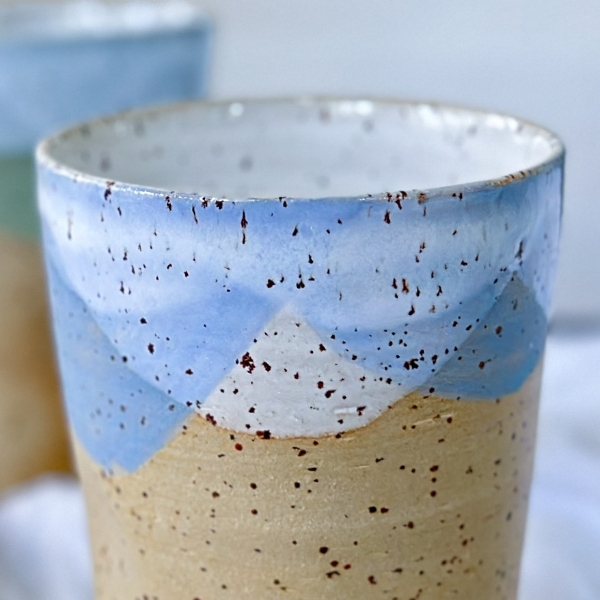 Muki mug laadukas käsintehty design kuppi, kuppi, handmade in Finland. Suomaista designia.